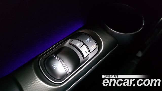 Genesis GV60 Standard 2022 — фото 30