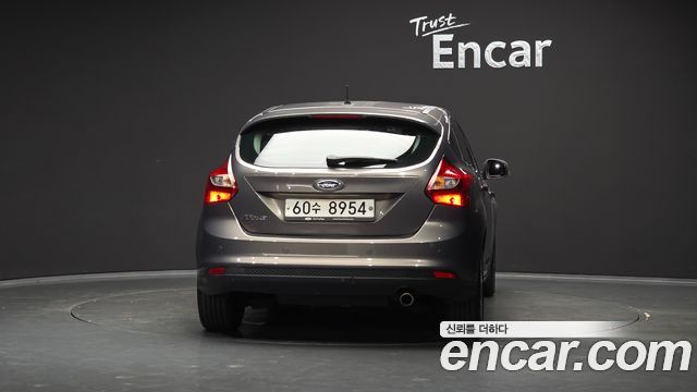 Ford Focus 2.0 Diesel Sport Hatchback 3rd 2014 — фото 4