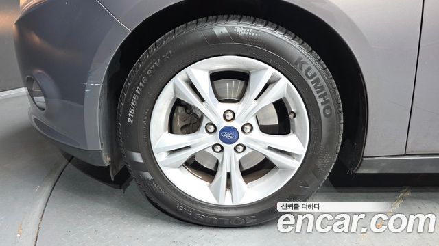 Ford Focus 2.0 Diesel Sport Hatchback 3rd 2014 — фото 5