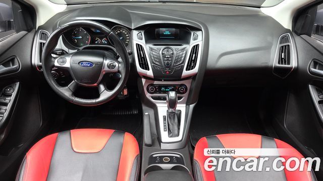 Ford Focus 2.0 Diesel Sport Hatchback 3rd 2014 — фото 7