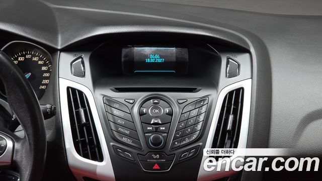 Ford Focus 2.0 Diesel Sport Hatchback 3rd 2014 — фото 14