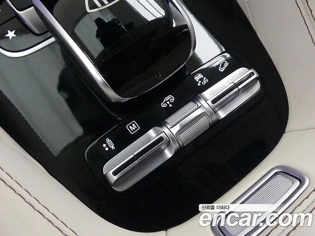 Mercedes-Benz GLS-Class (X167) Maybach GLS600 4MATIC Manufakur 2023 — фото 19
