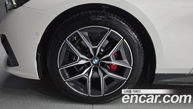 BMW 5 Series (G60) 520i Special Edition 2025 — фото 5