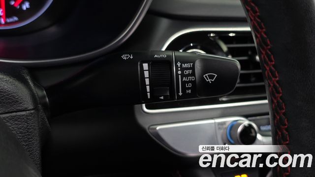 Genesis G70 2.0T AWD Sport Package 2019 — фото 28