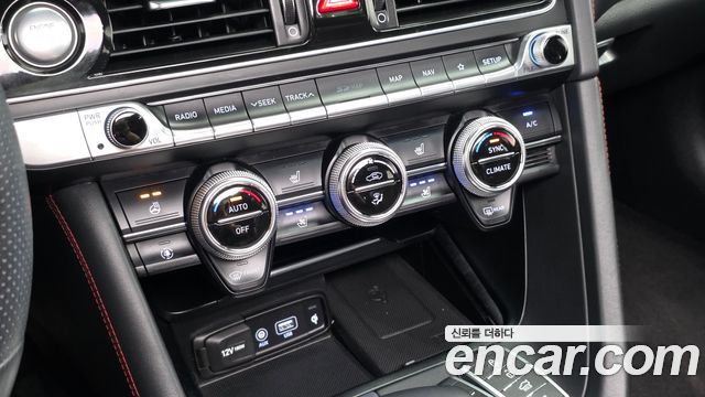 Genesis G70 2.0T AWD Sport Package 2019 — фото 31
