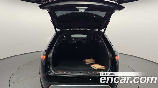 Land Rover Range Rover Velar 2.0 D240 R-Dynamic SE 2018 — фото 20