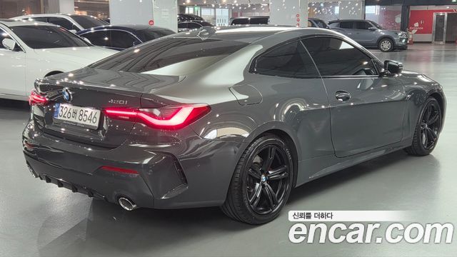 BMW 4 Series (G22) 420i M Sport Performance Coupe 2022 — фото 2