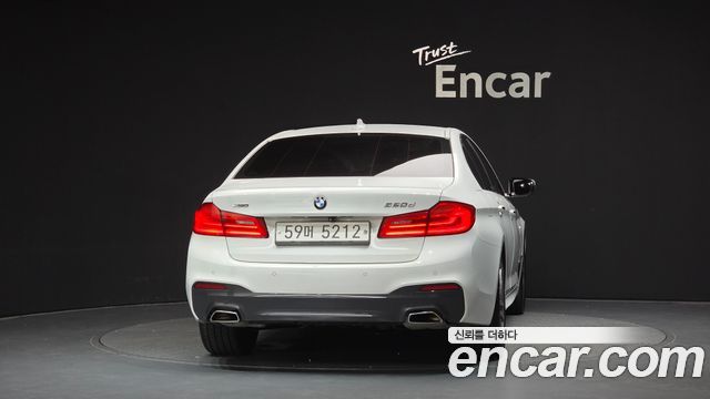 BMW 5 Series (G30) 520d xDrive M Sport Package Plus 2017 — фото 4