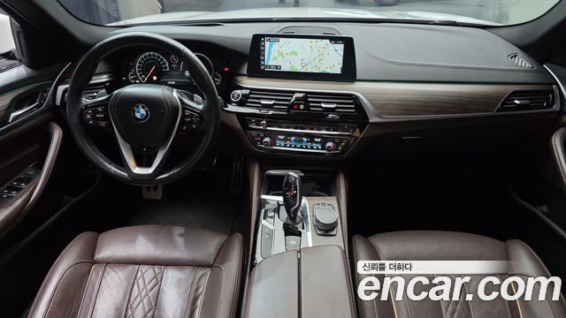 BMW 5 Series (G30) 520d xDrive M Sport Package Plus 2017 — фото 7