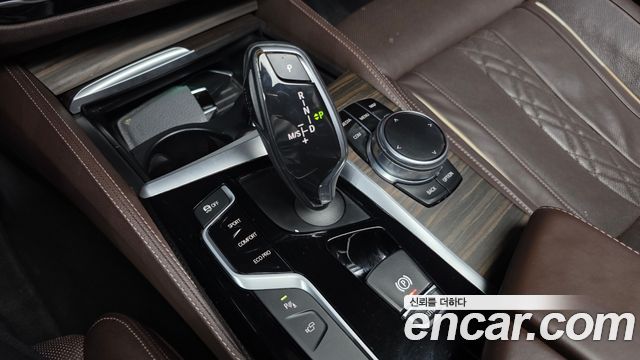 BMW 5 Series (G30) 520d xDrive M Sport Package Plus 2017 — фото 9