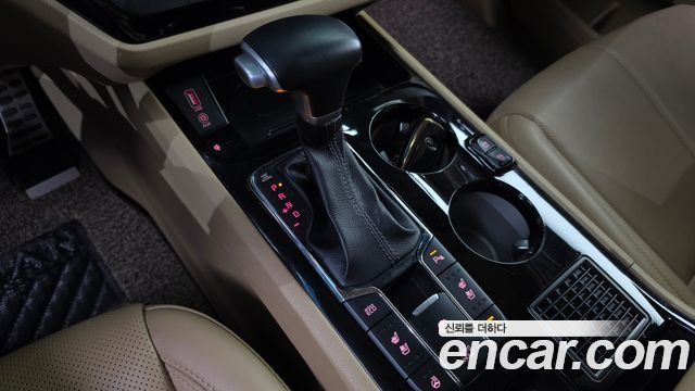 Kia Carnival 7-Seater Hi-Limousine President 2019 — фото 9