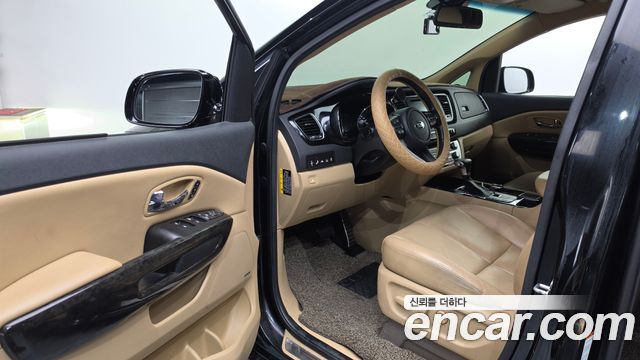 Kia Carnival 7-Seater Hi-Limousine President 2019 — фото 10