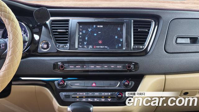 Kia Carnival 7-Seater Hi-Limousine President 2019 — фото 14