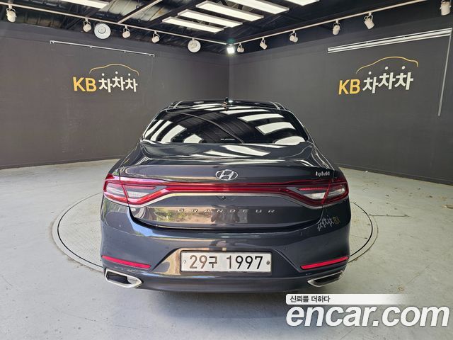 Hyundai Grandeur Hybrid (IG) Exclusive Special 2019 — фото 5