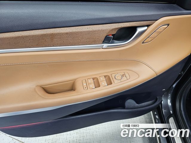 Hyundai Grandeur Hybrid (IG) Exclusive Special 2019 — фото 6