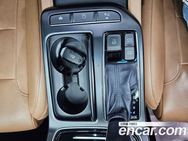Hyundai Grandeur Hybrid (IG) Exclusive Special 2019 — фото 17
