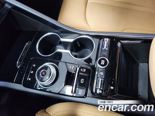 Kia K5 (III) 1.6 Turbo Noblesse 2023 — фото 16