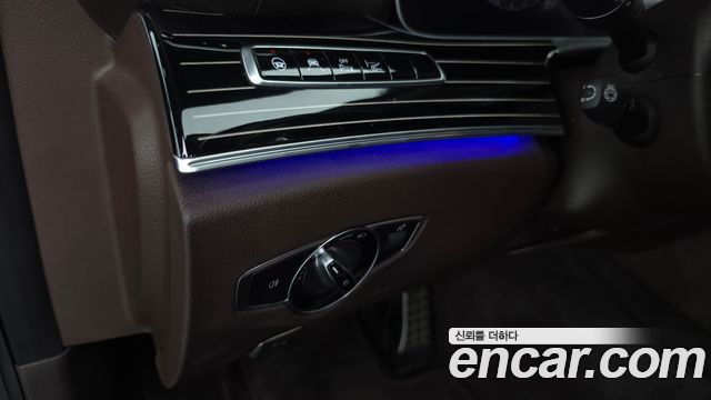 Mercedes-Benz CLS-Class (C257) CLS450 4MATIC AMG Line 2019 — фото 22
