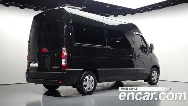 Renault Korea Master 2.3 13-Seater 2020 — фото 2