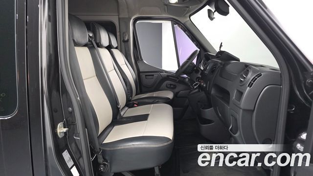Renault Korea Master 2.3 13-Seater 2020 — фото 11