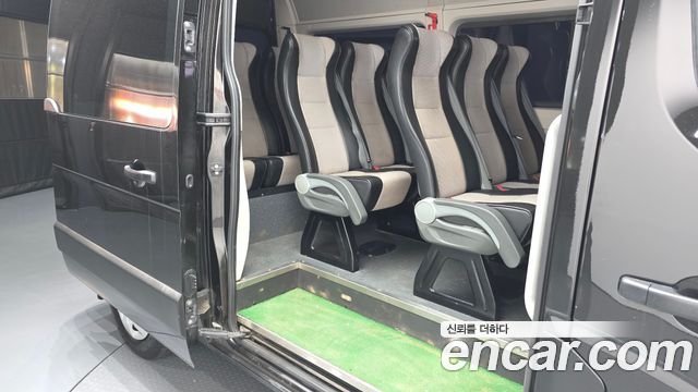 Renault Korea Master 2.3 13-Seater 2020 — фото 12