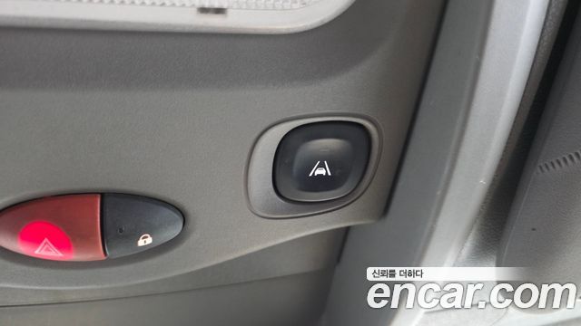 Renault Korea Master 2.3 13-Seater 2020 — фото 19