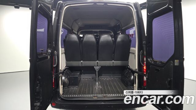 Renault Korea Master 2.3 13-Seater 2020 — фото 20