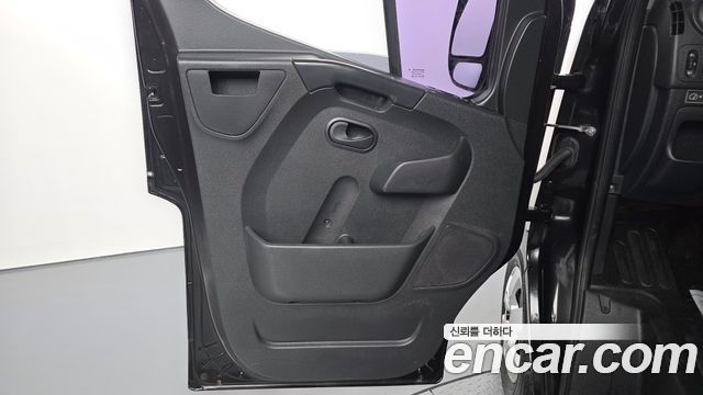 Renault Korea Master 2.3 13-Seater 2020 — фото 25