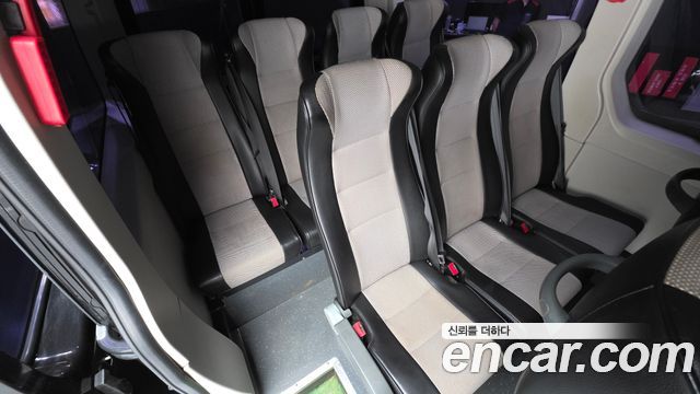 Renault Korea Master 2.3 13-Seater 2020 — фото 26