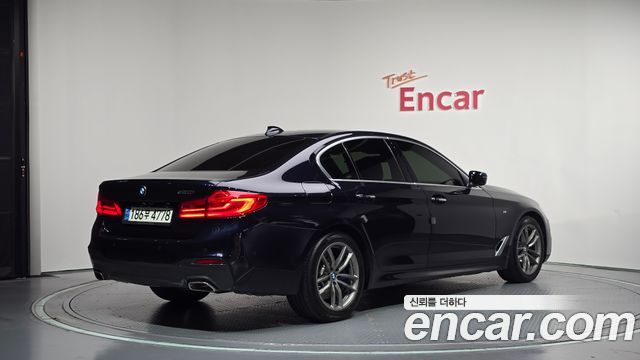 BMW 5 Series (G30) 530i M Sport Package Plus 2018 — фото 2