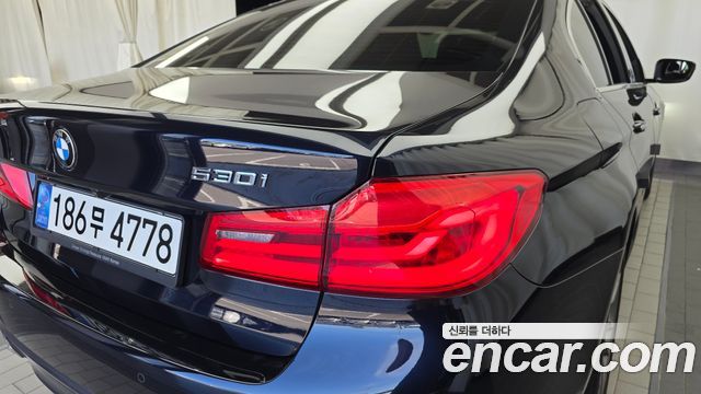 BMW 5 Series (G30) 530i M Sport Package Plus 2018 — фото 23