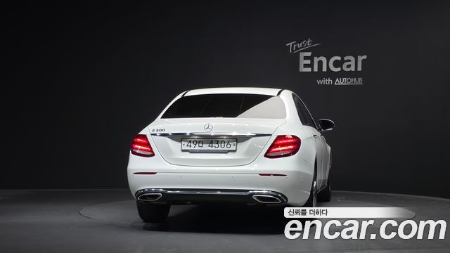 Mercedes-Benz E-Class (W213) E300 Avantgarde 2019 — фото 4