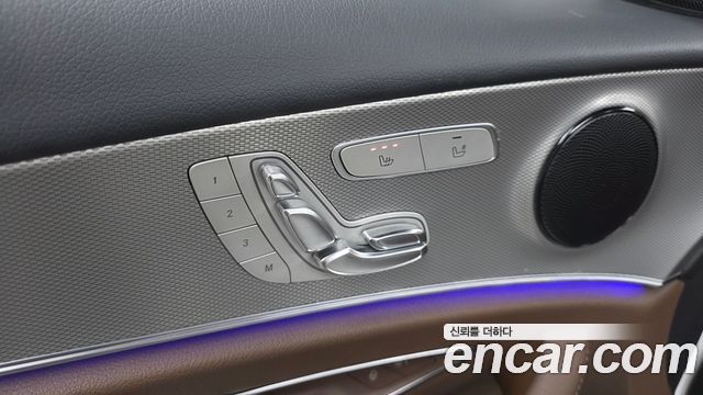Mercedes-Benz E-Class (W213) E300 Avantgarde 2019 — фото 28