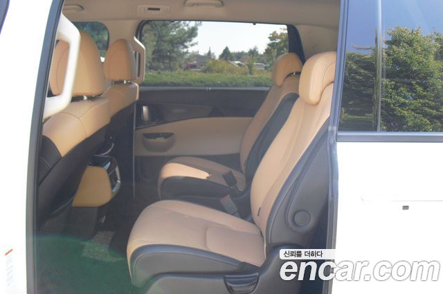 Kia Carnival (IV) Diesel 9-Seater Signature 2021 — фото 7