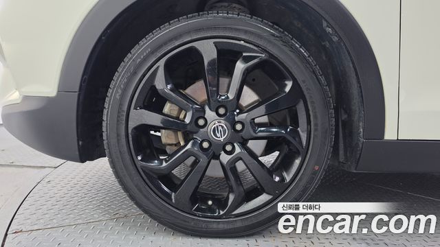 KG Mobility (SsangYong) Tivoli Diesel LX 2WD 2016 — фото 5