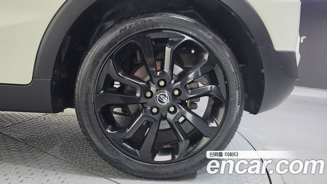 KG Mobility (SsangYong) Tivoli Diesel LX 2WD 2016 — фото 27