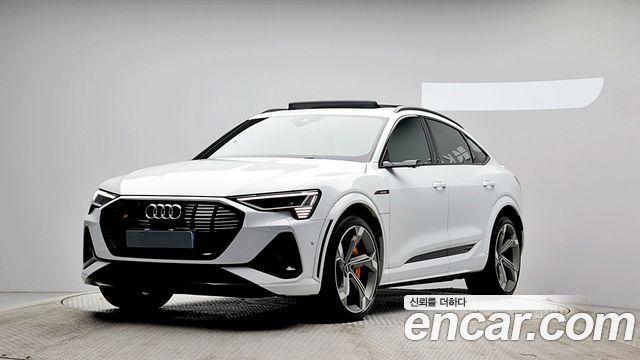 Audi e-tron S Sportback 2023 — фото 1