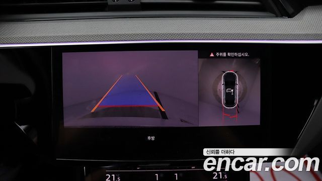 Audi e-tron S Sportback 2023 — фото 16