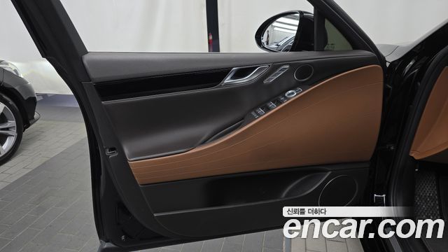 Genesis G80 (RG3) Gasoline 2.5 Turbo AWD 2022 — фото 24