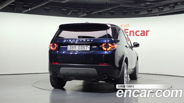 Land Rover Discovery Sport 2.0 TD4 SE 2016 — фото 4