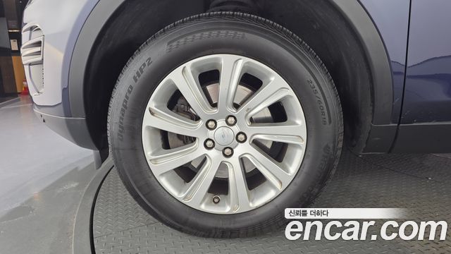 Land Rover Discovery Sport 2.0 TD4 SE 2016 — фото 5