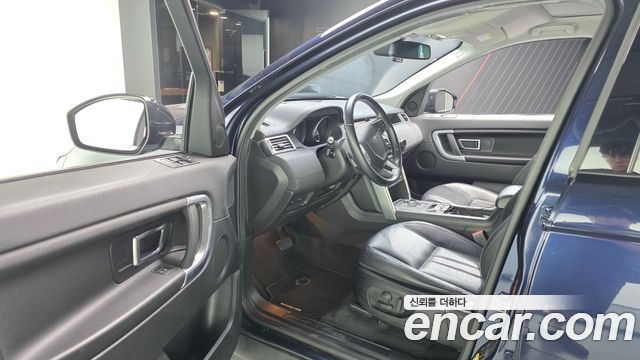Land Rover Discovery Sport 2.0 TD4 SE 2016 — фото 10