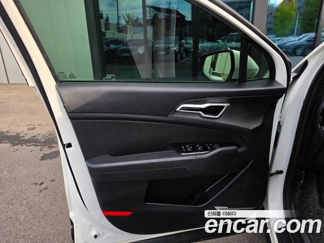 Kia Sportage (V) Diesel 2.0 2WD Prestige 2023 — фото 15