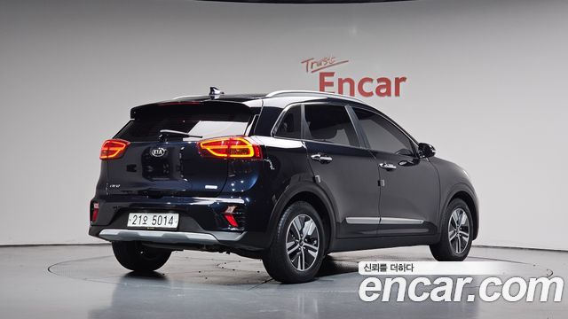 Kia Niro 1.6 HEV Noblesse Special 2020 — фото 2