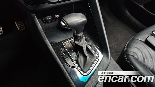 Kia Niro 1.6 HEV Noblesse Special 2020 — фото 9