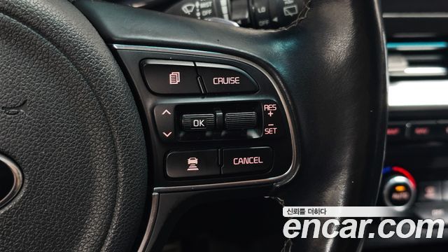 Kia Niro 1.6 HEV Noblesse Special 2020 — фото 15