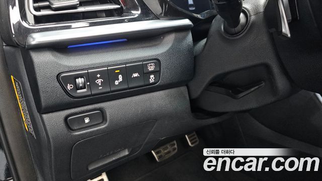 Kia Niro 1.6 HEV Noblesse Special 2020 — фото 16