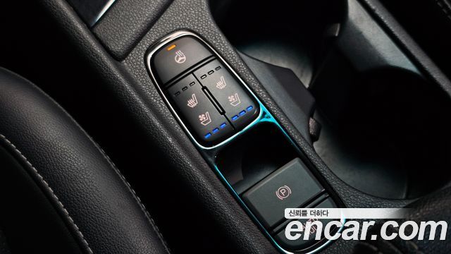 Kia Niro 1.6 HEV Noblesse Special 2020 — фото 28