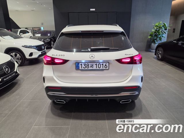 Mercedes-Benz GLA-Class (H247) GLA250 4MATIC 2025 — фото 4