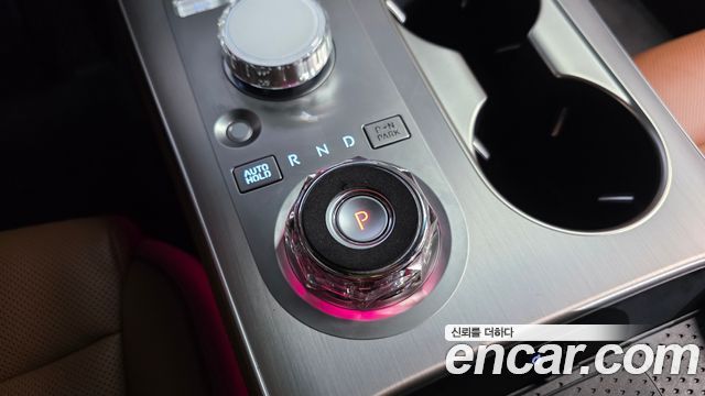 Genesis GV70 2.5T Gasoline AWD 2025 — фото 9